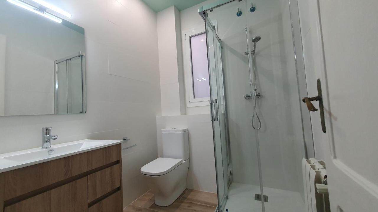 Apartamento Nuevo En Terrassa Centro Exteriör bild