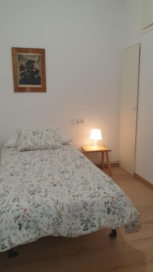 Apartamento Nuevo En Terrassa Centro Exteriör bild